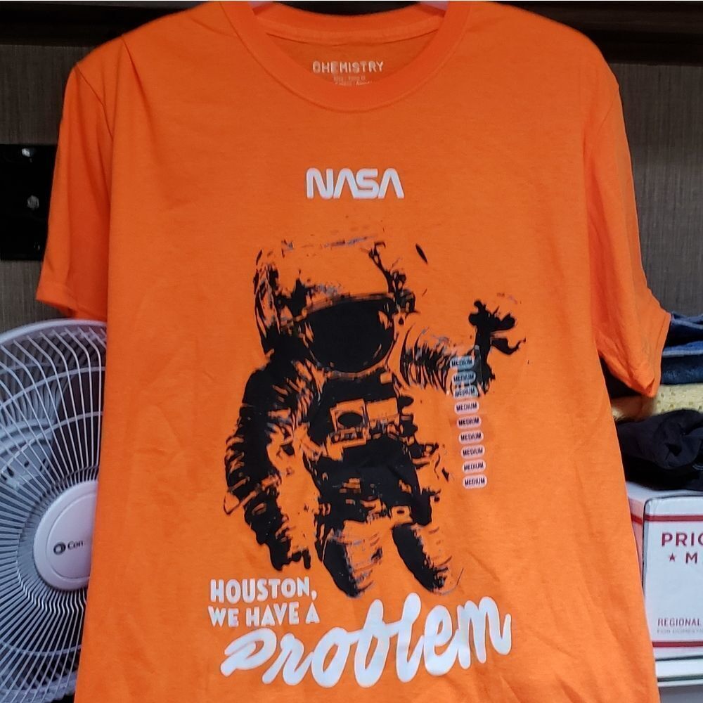 NWT Boys Sz M "HOUSTON WE HAVE A PROBLEM" T-Shirt